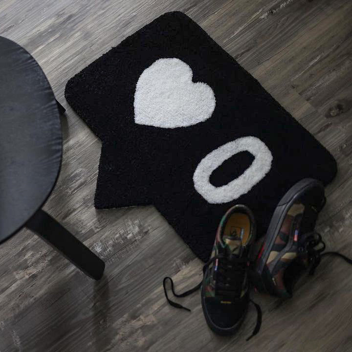 No 🖤 Love - Tuft Rug